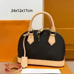 2025 New 24X12X17 Cm Bag For Women Fashionable Shell Bag Hardware Strap Small And Exquisite Space Enough Easy To Carry No Box