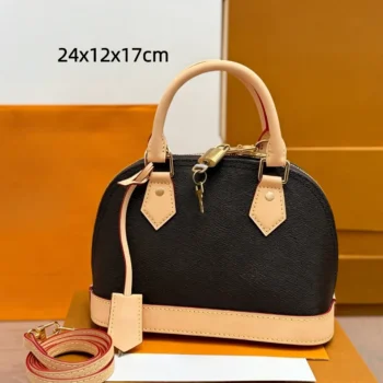 2025 New 24X12X17 Cm Bag For Women Fashionable Shell Bag Hardware Strap Small And Exquisite Space Enough Easy To Carry No Box
